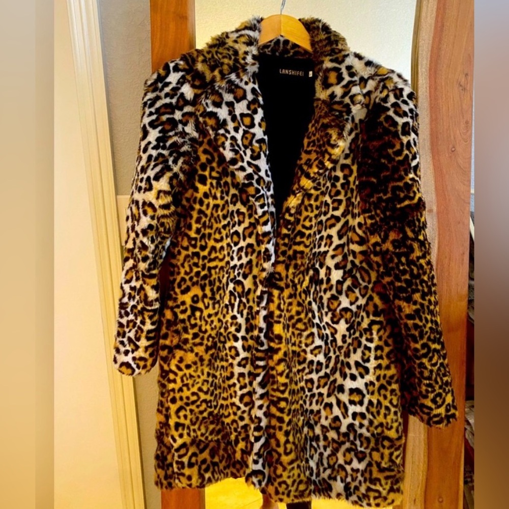 Faux leopard fun fur coat